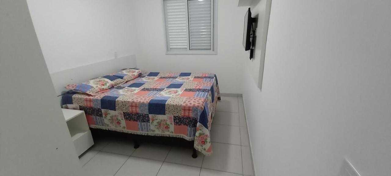 Apartamento em Ubatuba - Praia Grande com Wifi gratuito, rede de proteção e todo conforto que você merece Exterior foto