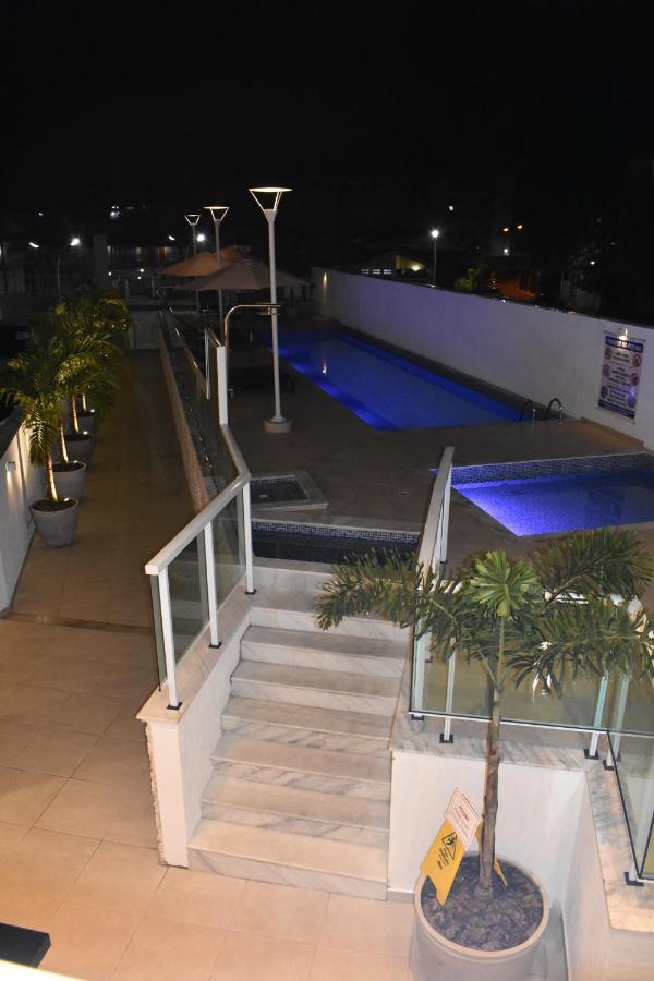 Apartamento em Ubatuba - Praia Grande com Wifi gratuito, rede de proteção e todo conforto que você merece Exterior foto